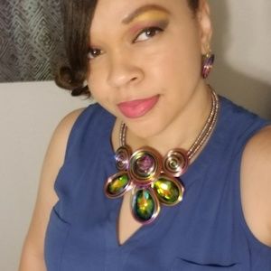 Meet your Posher, Karen